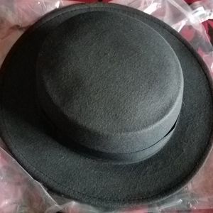 Black Top Hat